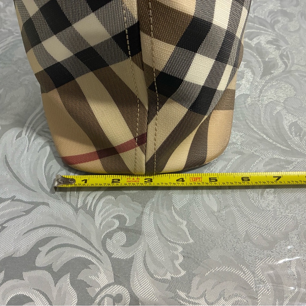 Burberry Tote Bag - Picture 9 of 14